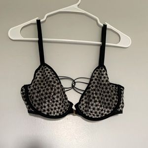 Front Clip Victoria’s Secret Bra